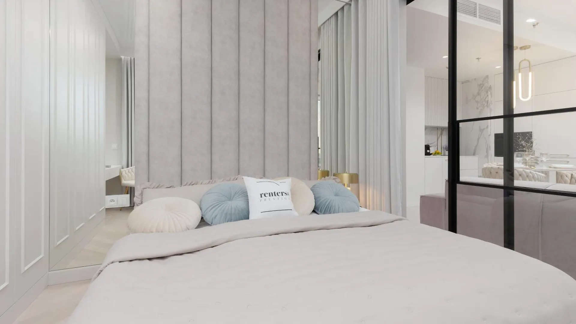 Kasprzaka Apartments With Ac & Parking By Renters Prestige 바르샤바